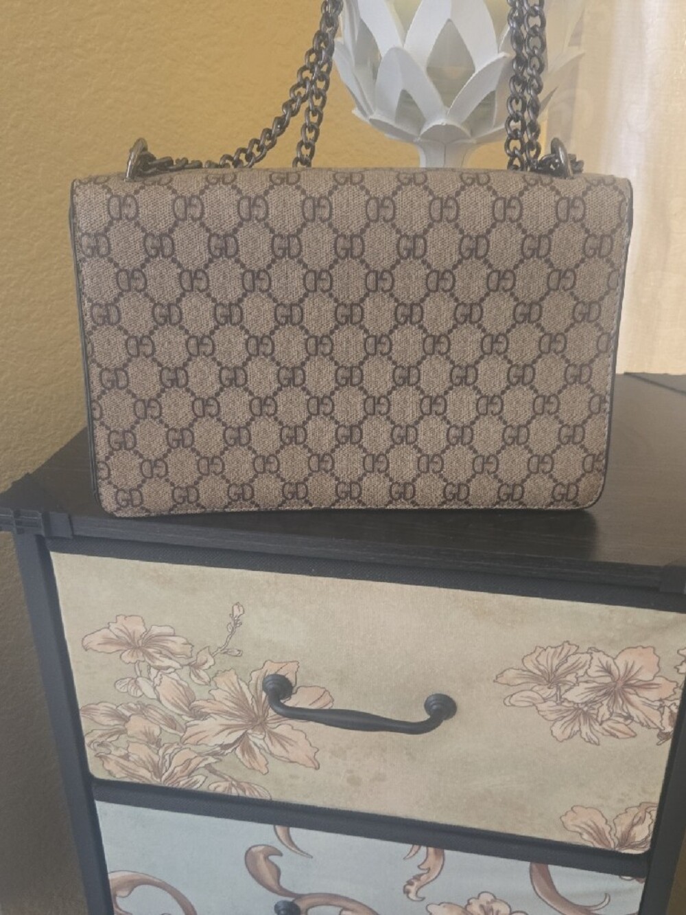 👜👛💎💥Designer Style Monogram Shoulder Bag in Beige and Red - Picture 3 of 4